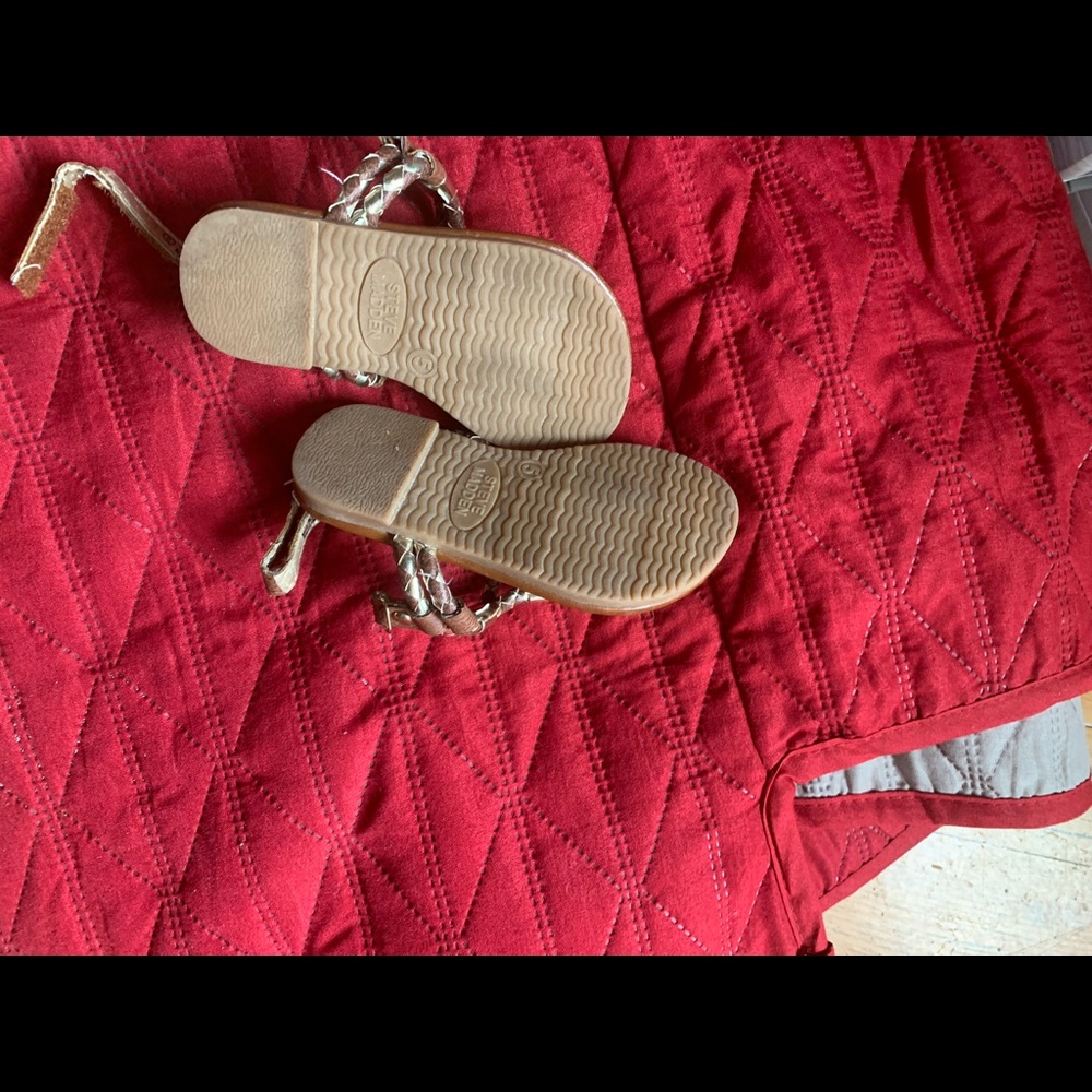 Toddler - Picture 4 of 4
